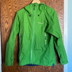 Patagonia womens rain jacket